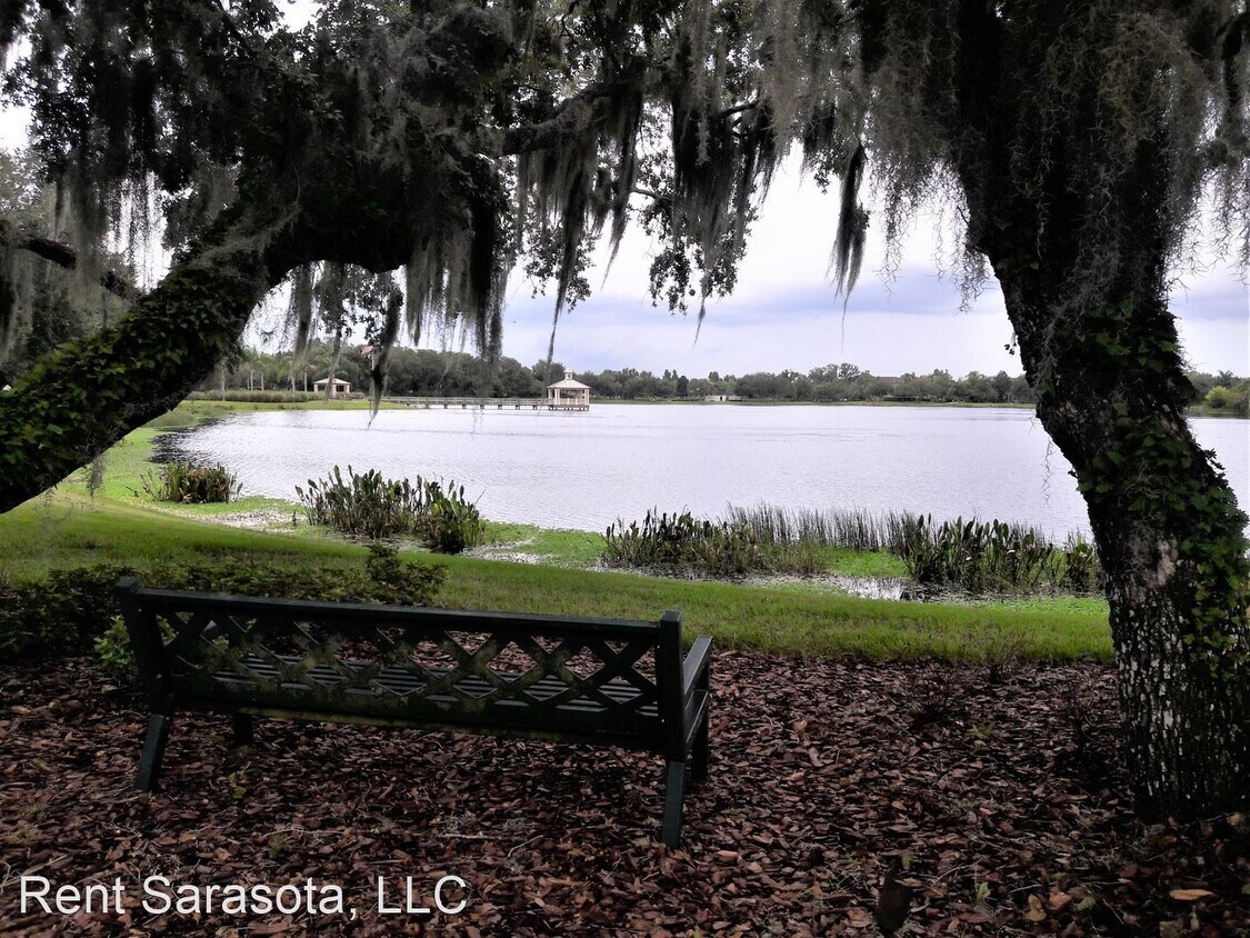 Foto principal - 2 br, 2 bath House - 4716 Forest Creek Trail