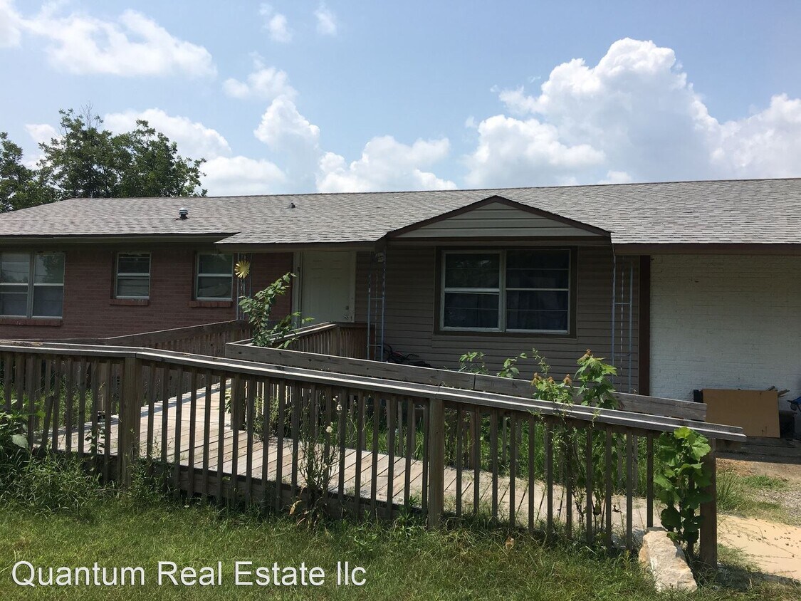 Primary Photo - 4 br, 1.5 bath House - 1303 SHIBLEY ROAD