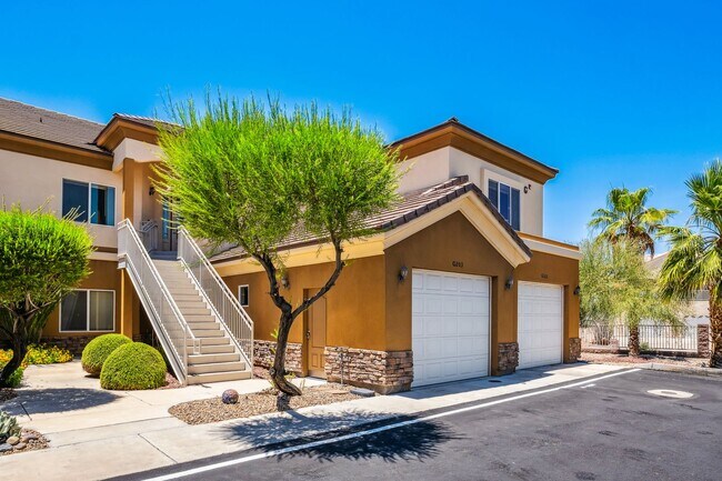 Foto del edificio - 3575 McCormick Blvd