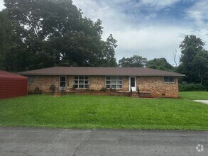 Building Photo - 223-225 Lynn Ln