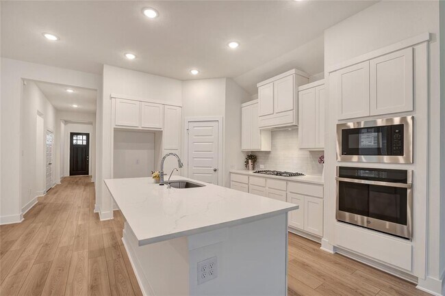 Building Photo - 6027 Churchill Spgs Ln