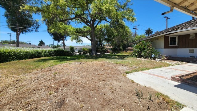 Foto del edificio - 9501 Lambert Cir