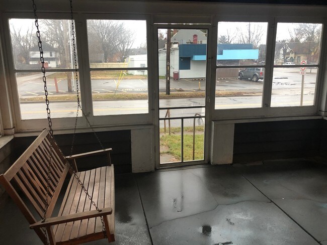 Porch - 522 N Tibbs Ave