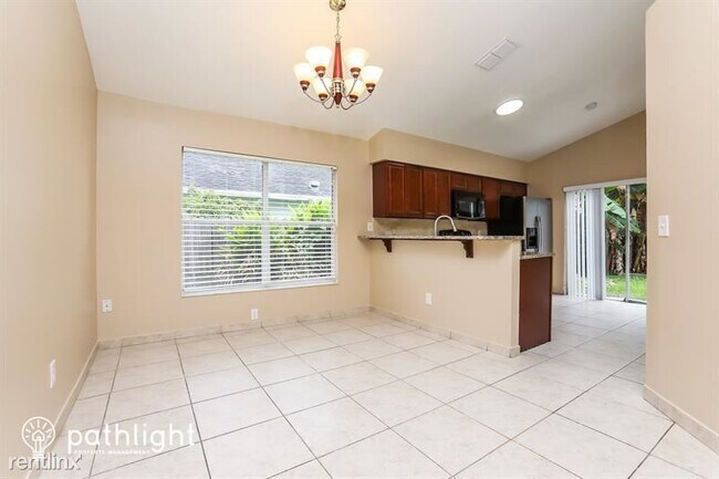 Building Photo - 3 br, 2 bath House - 9760 Piney Point Cir ...