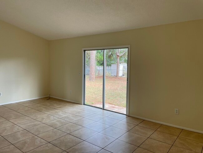 Building Photo - 1048 Pace Dr NW