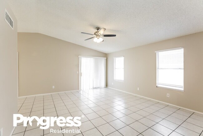 Foto del edificio - 4213 E Caballero Cir