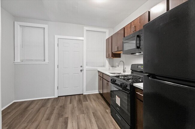 Foto del edificio - 6700 S Merrill Ave