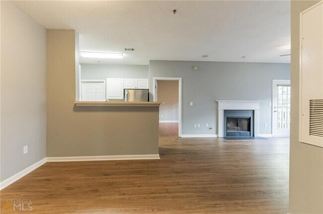 Building Photo - 711 Spring Heights Ln