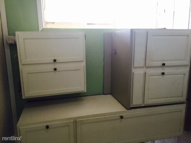 Building Photo - 2 br, 1 bath House - 610 Villar St