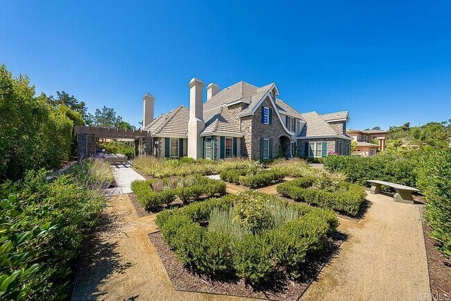 Building Photo - 3342 Wentworth Dr