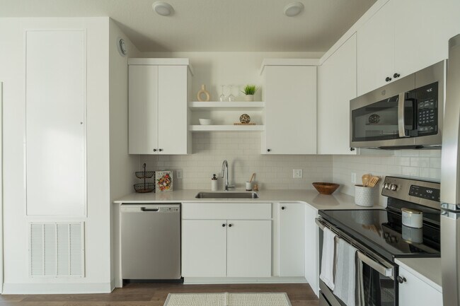 Foto del edificio - The Reserve at Jordan Creek