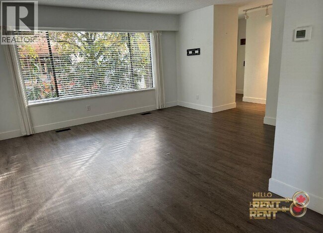 Photo du bâtiment - 615 E 10th Ave