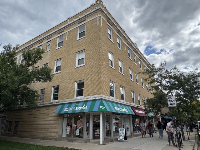 Building Photo - 1347 W Eddy St