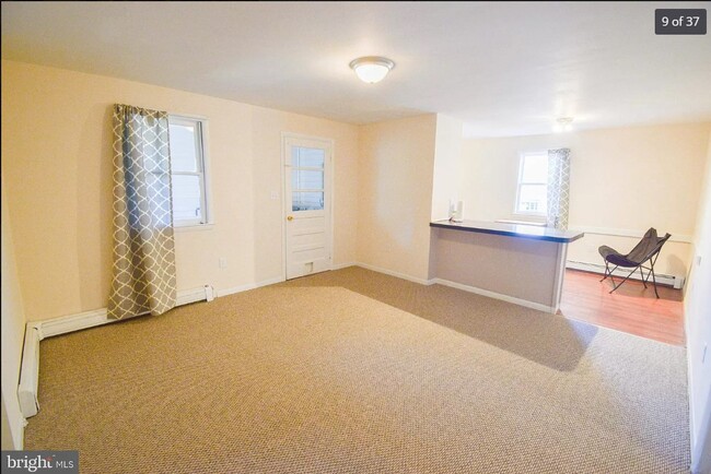 Living Room - 162 E College Ave