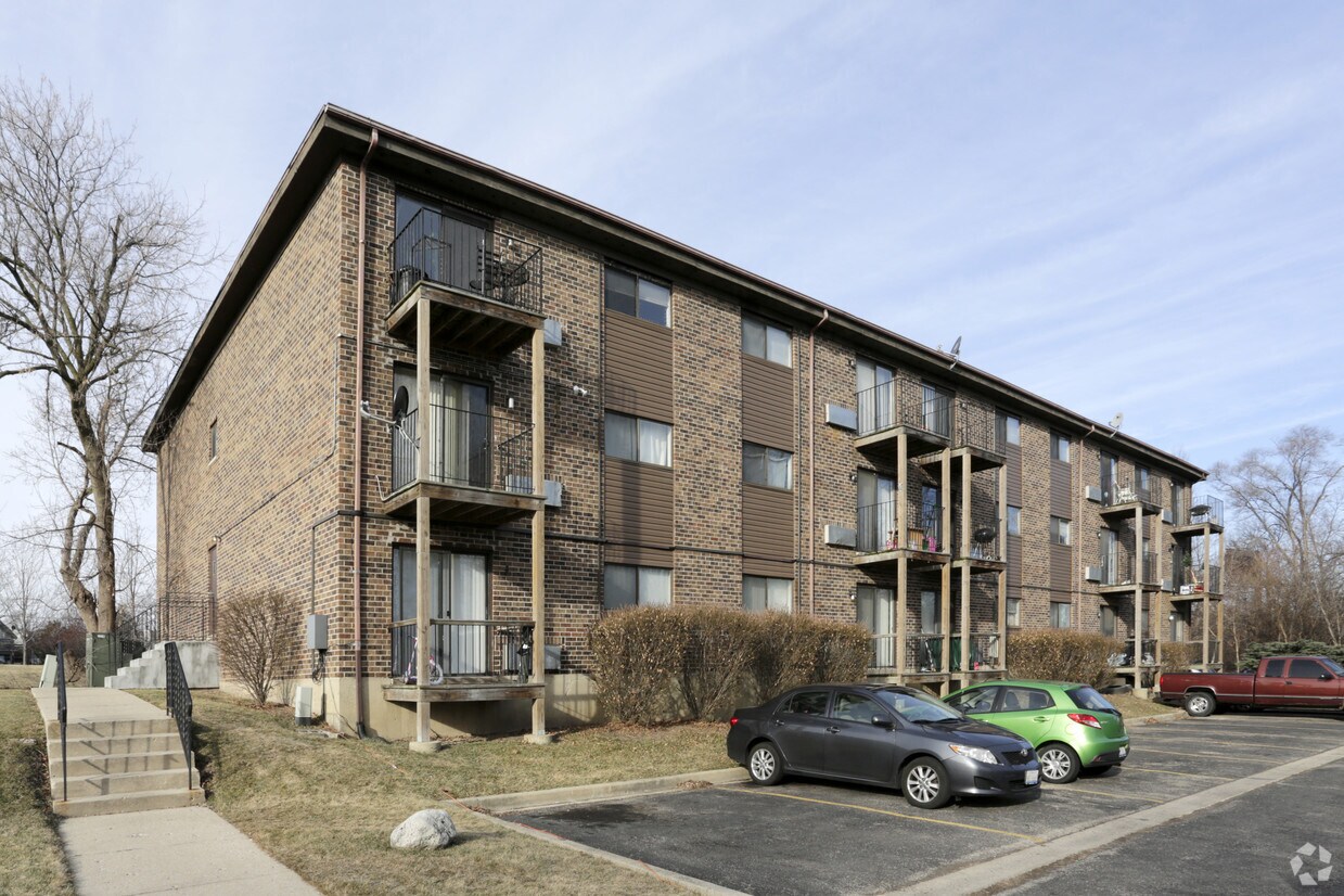 Primary Photo - 4955 Fender Rd