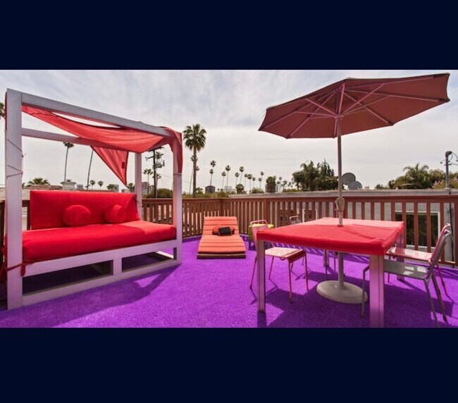 Foto del edificio - 8665 Clifton Way