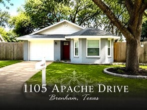 Building Photo - 1105 Apache Dr