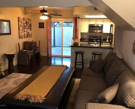 Building Photo - 33 Town Hall Rd