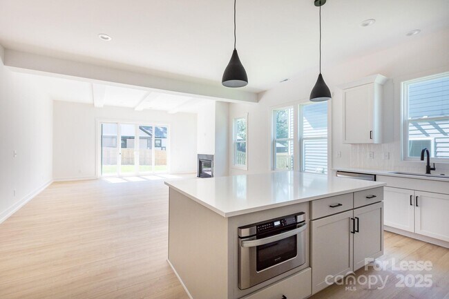 Foto del edificio - 505 Bowman Rd