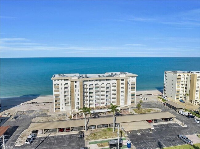 Foto del edificio - 25900 Hickory Blvd