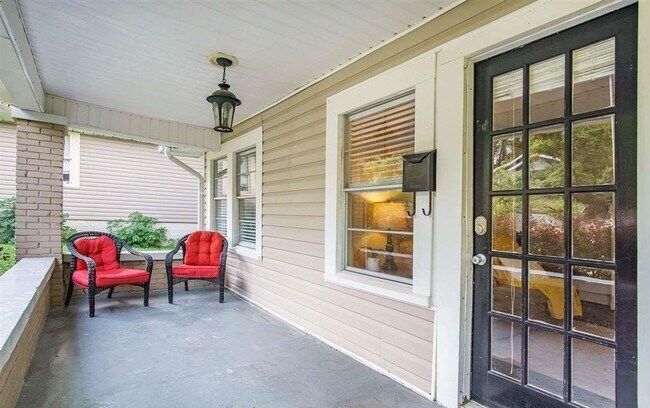 Building Photo - 3/ 1.5 Home for Rent