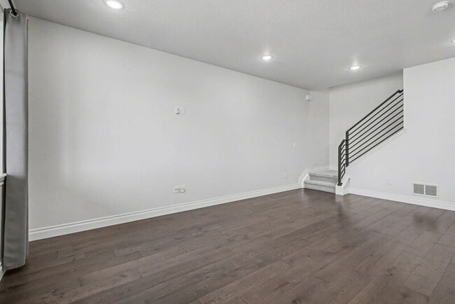 Photo - 16806 E 118th Dr House