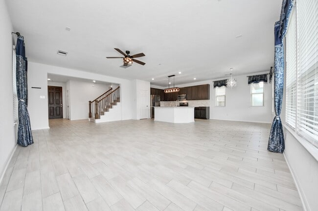 Foto del edificio - 14611 Lofty Cedar Dr