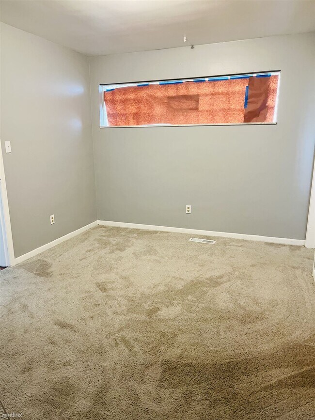 Building Photo - 1 br, 1 bath Duplex - 20712 Moross Rd