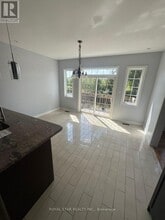 Building Photo - 300 Wrigglesworth Crescent