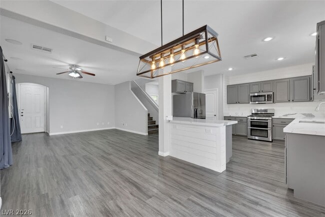 Foto del edificio - 7830 N Shingle Beach St