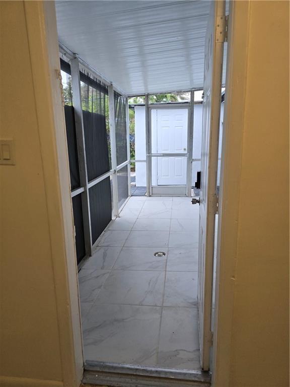 Foto del edificio - 1601 NE 182nd St