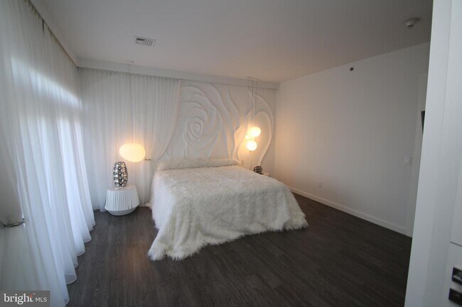 Foto del edificio - 554 Carson Terrace