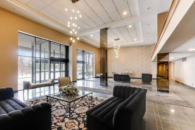 Foto del edificio - 6340 Americana Dr