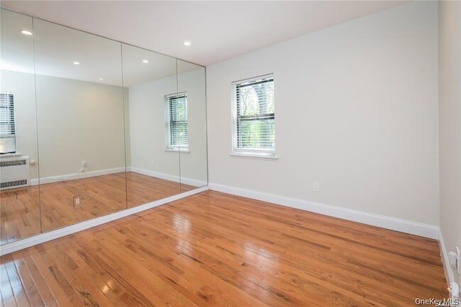 Photo - 7 Bond Street Unit 3B Apartment