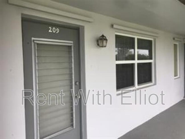 Foto del edificio - 630 Layne Blvd