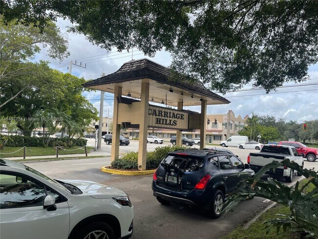 Foto del edificio - 250 Gate Rd