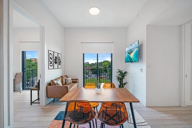 Foto del edificio - 626 NW 11th Ave