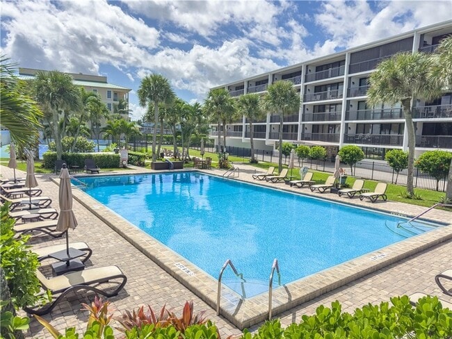 Foto del edificio - 4141 Ocean Dr