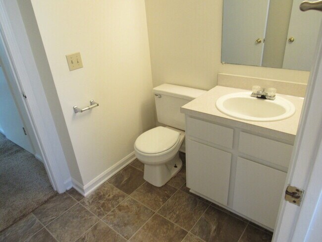 Building Photo - North Pointe home in Goodlettsville!