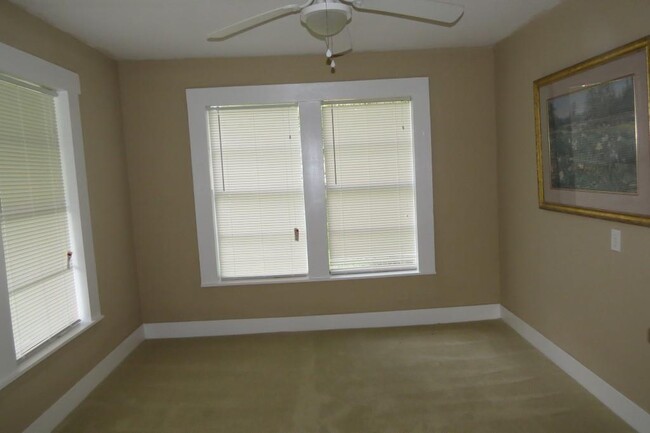 Front bedroom - 6105 Anderson St