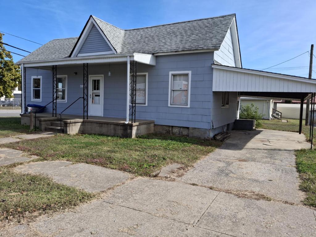 Primary Photo - 614 5th St