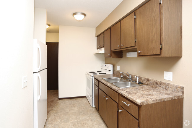 1HAB, 1BA - 579 ft² - Kensington Place Apartments