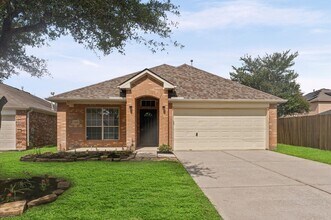 Building Photo - 24911 Sandusky Dr
