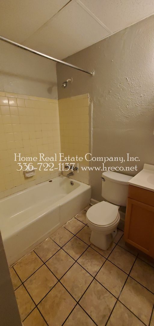 Foto del edificio - 1338 Gray Ave NE