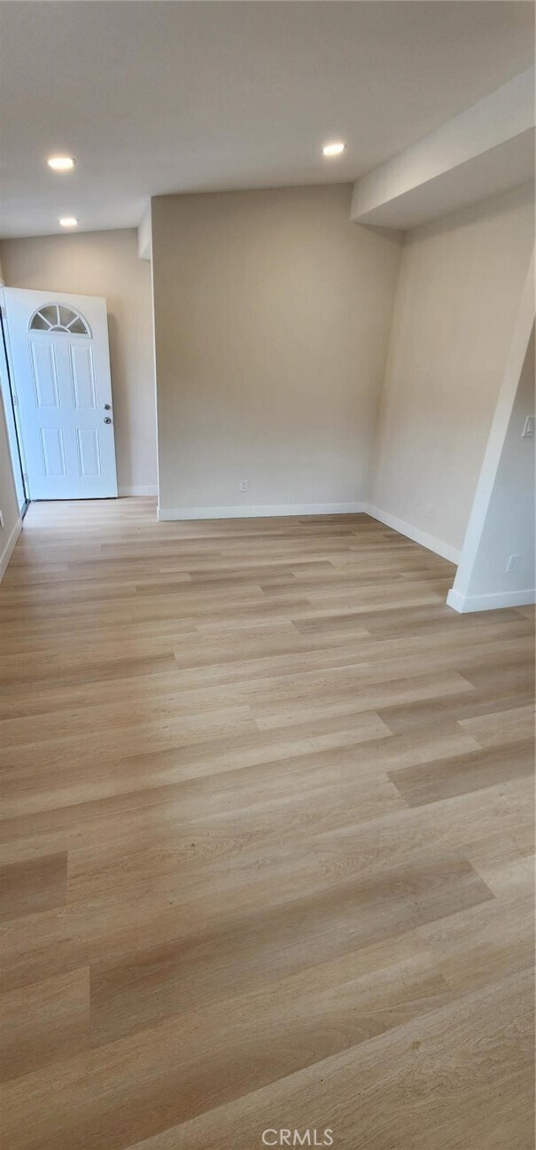 Foto del edificio - 3168 Sanchez St N