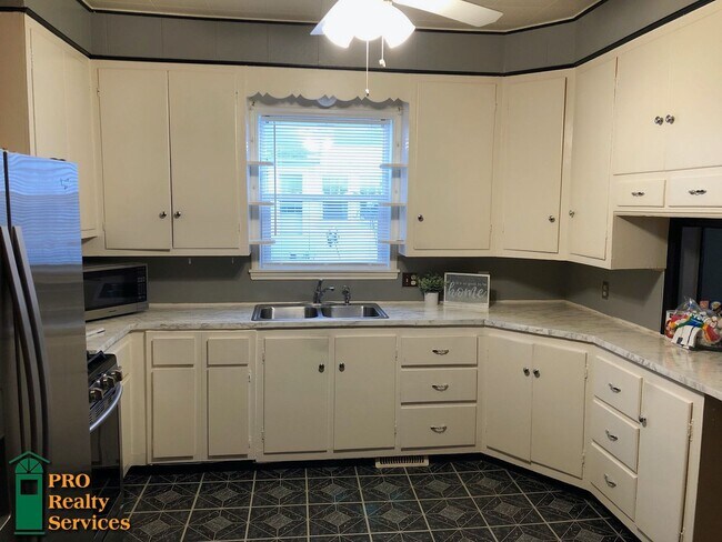 Foto del edificio - 2 Bedroom Home in St. Paul