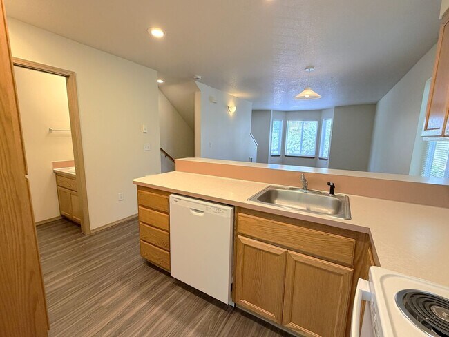 Foto del edificio - 4854-4866 SW 150th Pl