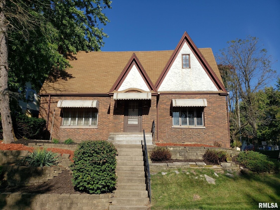 Primary Photo - 2306 Newberry St