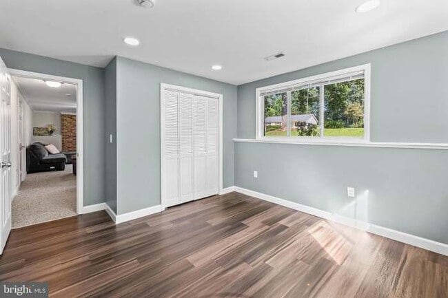 Building Photo - 10612 Holleybrooke Dr