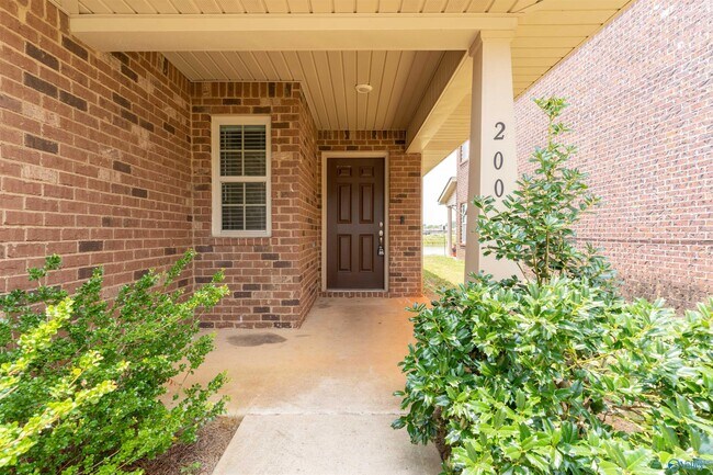 Building Photo - 200 Bermuda Lakes Dr